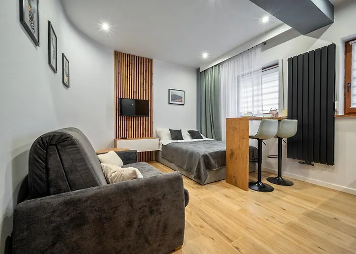 Karkonoski Kamyczek 아파트 *